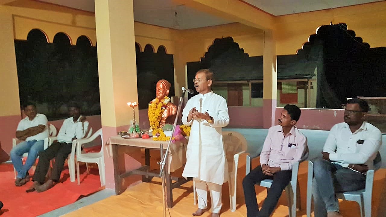 छत्रपती शिवरायांचे विचार युवकांनी आत्मसात करावेत : प्रा. रमेश आढाव